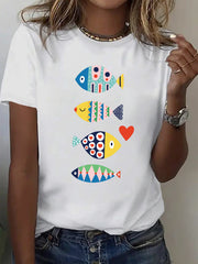 Blue Fish Heart Print Nautical Smiling Fish Graphic Tee for Men Women, Cute Ocean Beach Short Sleeve T-Shirt, Casual Crew Neck Top for Beach Lover Gift