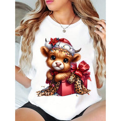 Funny Christmas Highland Cow Shirt, Coquette Christmas Highland Cow T-Shirt, Plus Size Women's Vibrant Farmer Christmas Tee, Merry Christmas Heifers Top, Cow Animal Lover Xmas Gift