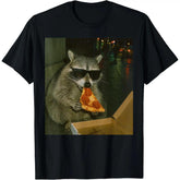 Raccoon Eating Pizza Funny Animal Meme T-Shirt, Cute Trash Panda Humor Graphic Tee, Unisex Y2K Streetwear Top for Raccoon Lovers