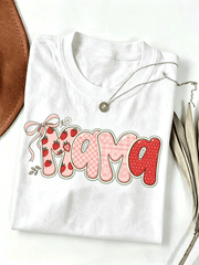 Cute Strawberry Mama Graphic T‑Shirt for Women, Retro Sweet Fruit Print Casual Short Sleeve Crewneck Tee Gift for Mom