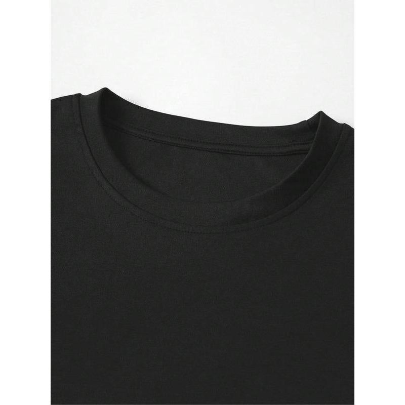 Happy Hallothanksmas Gnomes Design T-Shirt
