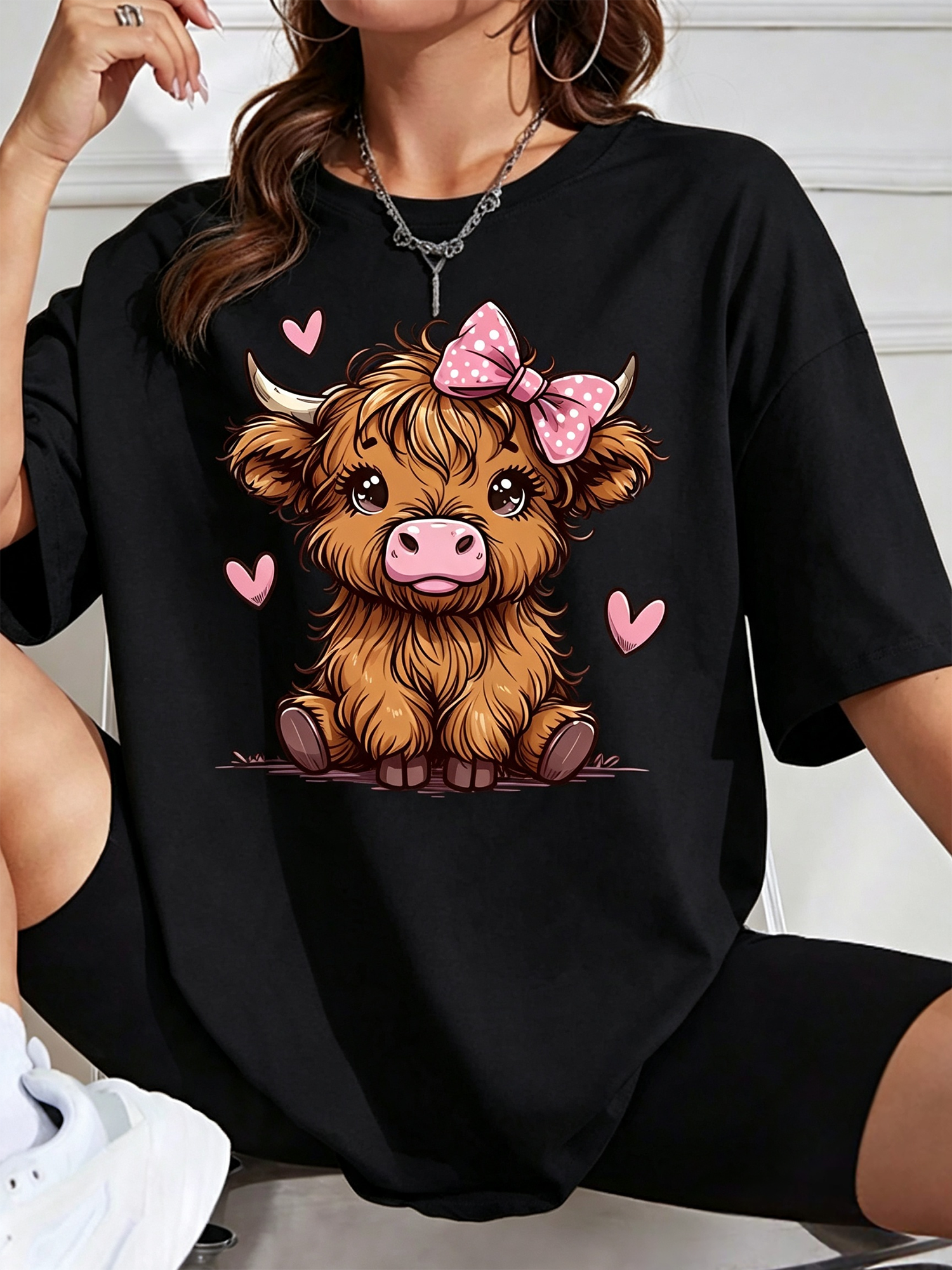 Cute Highland Cow Pink Bow Heart Graphic T-Shirt, Cartoon Fluffy Cow Casual Short Sleeve Unisex Shirt For Animal Lovers Daily Wear