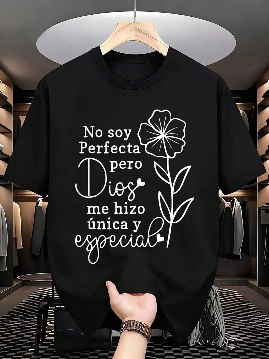 No Soy Perfecta Pero Dios Me Hizo Unica Y Especial Floral Graphic Shirt For Women Faith Inspired Statement Top Christian Message T-Shirt With Flower Design, It Is A Perfect T-Shirt
