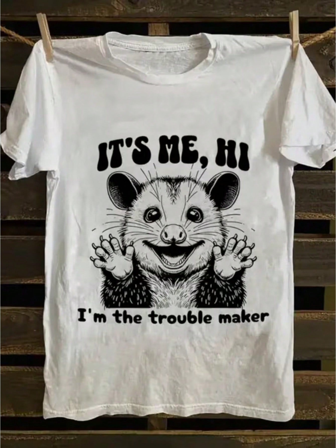 Funny Opossum "It'S Me, Hi I'M The Trouble Maker" T-Shirt - Vintage Casual Tee With Opossum Face & Slogan Print, Short Sleeve Shirt, Friend Gifts