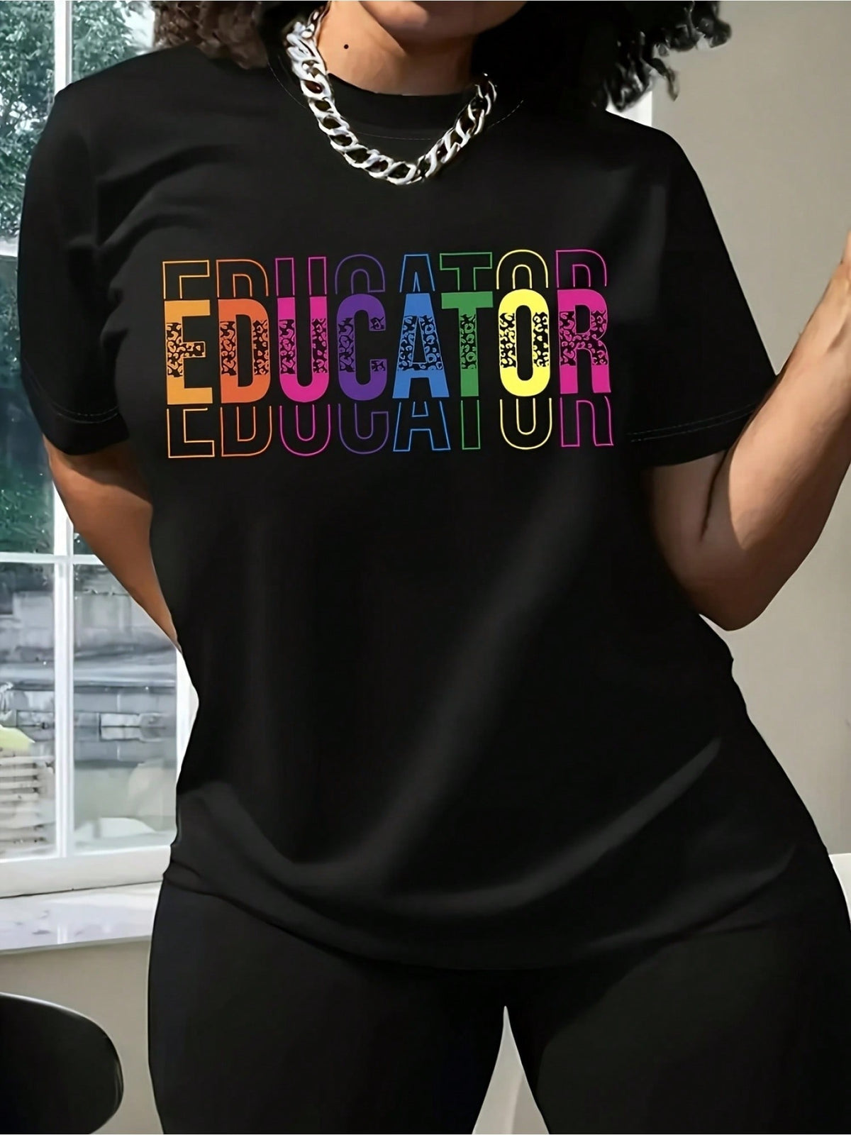 Women's Educator Graphic T-Shirt, Colorful Letter Print Crew Neck Short Sleeve Casual Tee, Teacher Appreciation Shirt, Back to School Everyday Top