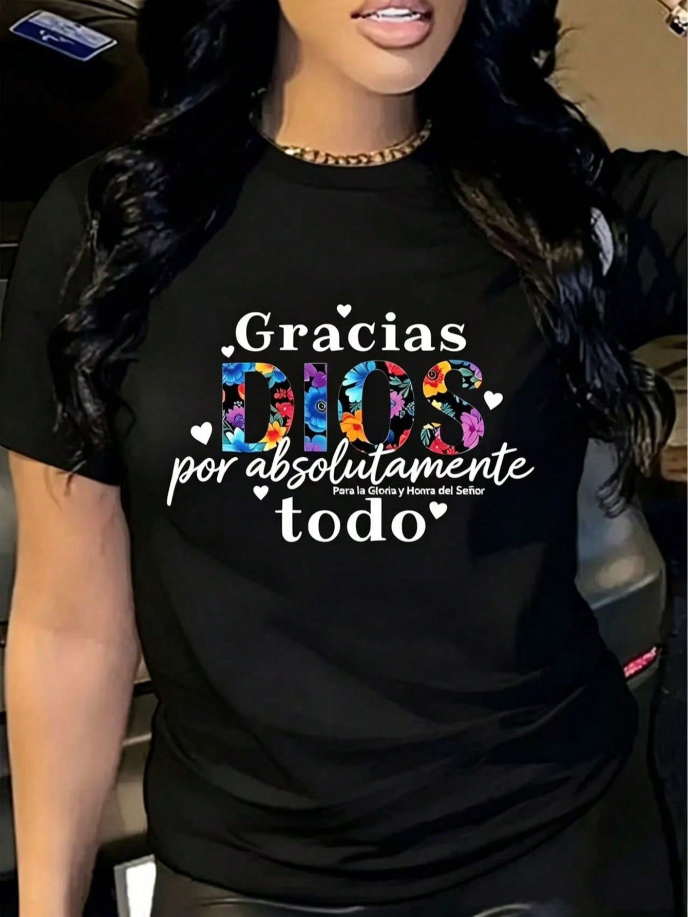 Women's Spanish Christian Graphic T-Shirt, Gracias Dios Por Absolutamente Todo Floral Letter Print, Faith Inspirational Crew Neck Short Sleeve Cotton Tee, Religious Gift for Women