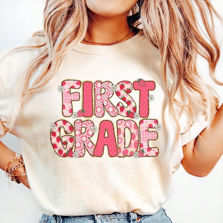 First Grade Strawberry Floral Graphic T‑Shirt for Women, Back To School Casual Short Sleeve Teacher Crewneck Tee
