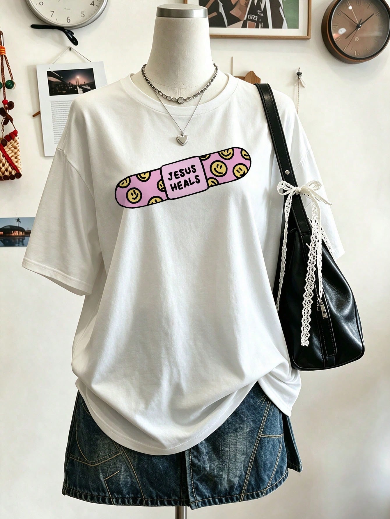 Women's Summer Casual Letter JESUS HEALS Print Loose Round Neck Short Sleeve T-Shirt , Women Top Graphic Tees Women Tops