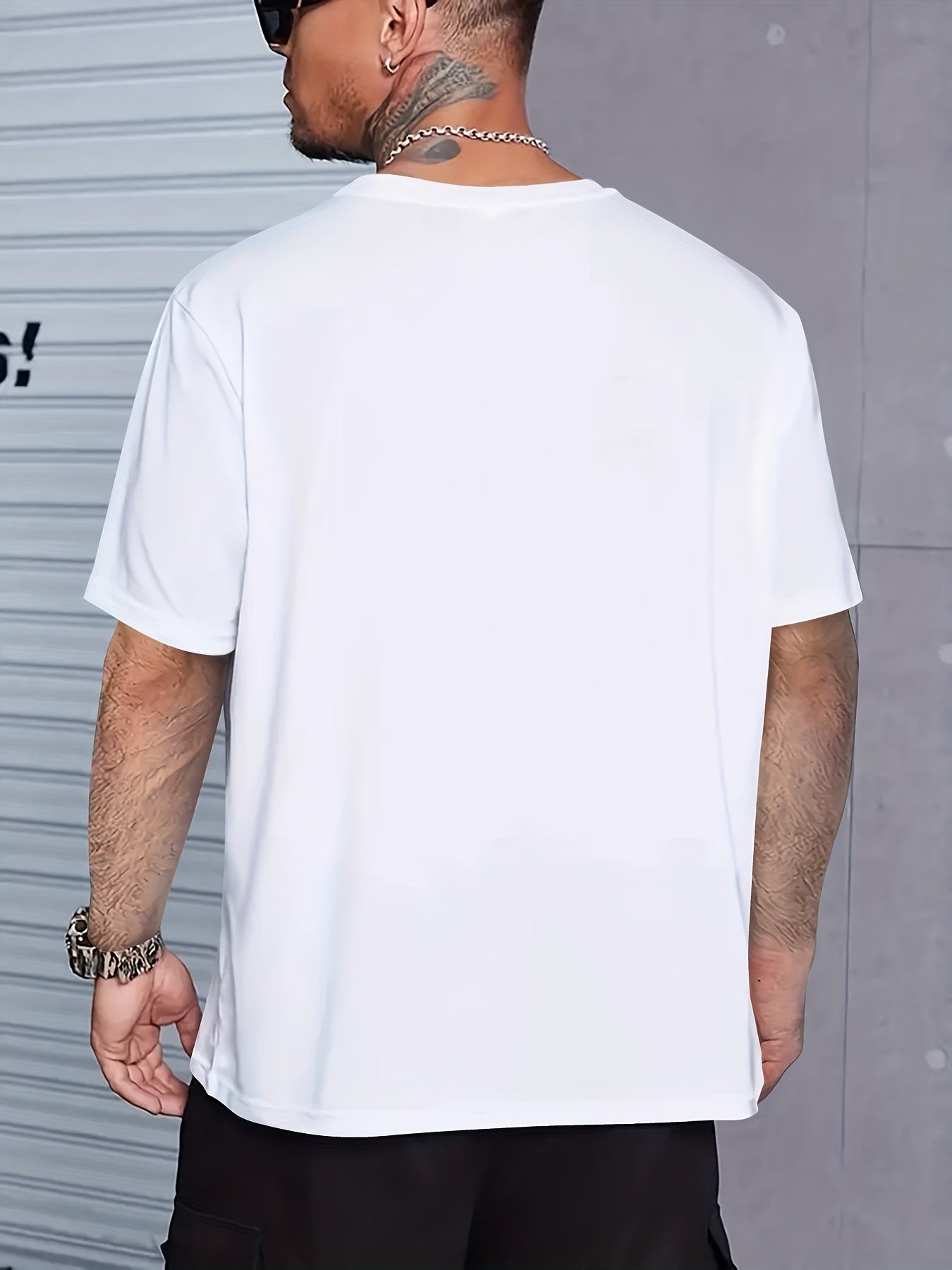 Men's Fashion Dog and Fist Summer Short-sleeved Sports T-shirt Gifts for pet lovers，Graphic Tshirt Men