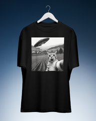 DIYANYONE Original Viral Meme Tee: Cat Selfie with UFO Abduction