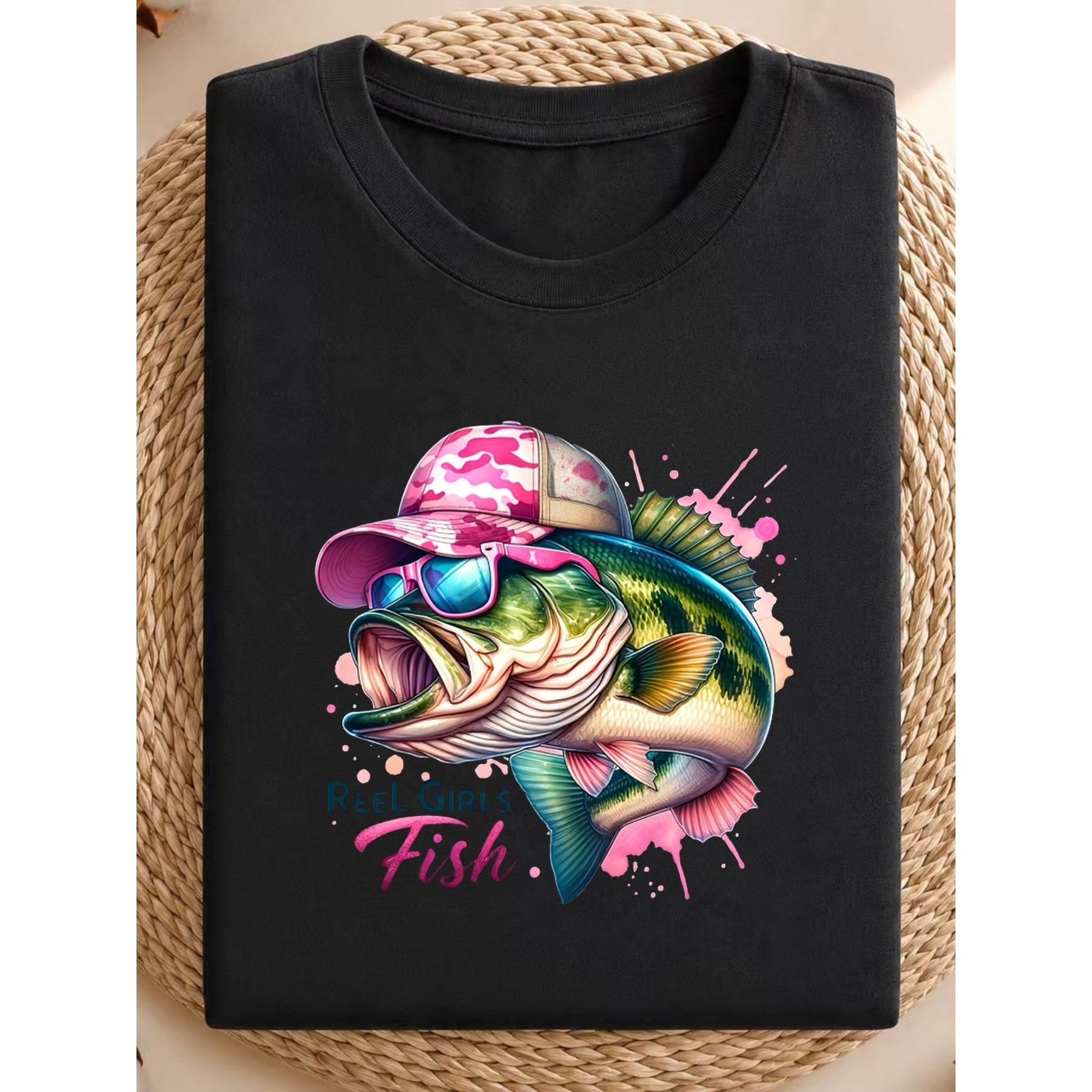 “Reel Girls Fish” Bass Fishing Graphic T-Shirt – Pink Camo Retro Hip Hop Tee for Women Men, Unisex Casual Crewneck