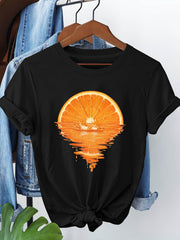 Orange Slices And The Reflection on The Water Surface Graphic Print Women'S T-Shirt, Short Sleeve Crew Neck Casual Top, Women'S Clothing