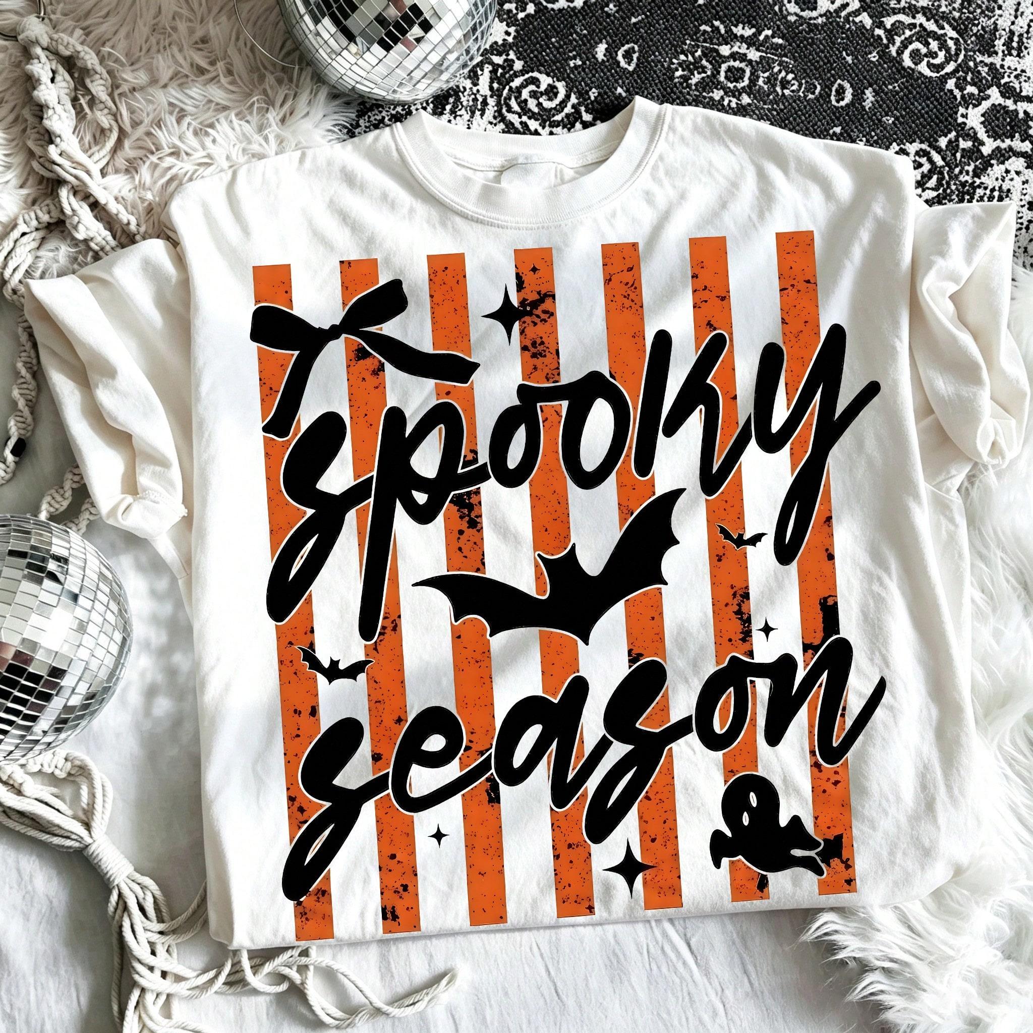 Spooky Season Halloween Graphic Tee Striped Bow Bat Print Cute Ghost Retro Holiday Short Sleeve Crewneck T-Shirt Aesthetic Top