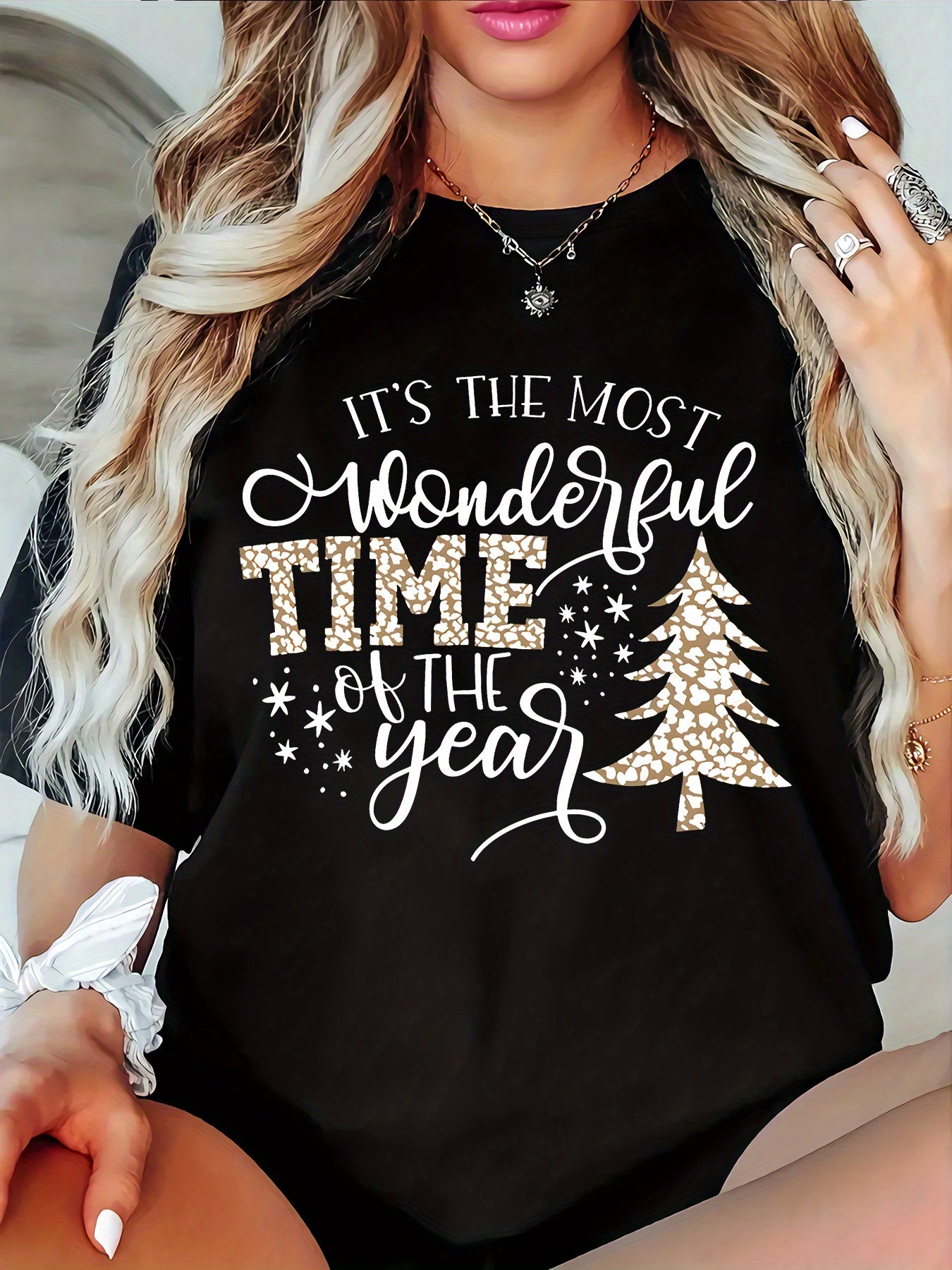 Women's Casual T-Shirt, Round Neck, Short Sleeved, Slightly Elastic Fabric, Regular Style, Comfortable Top for All Seasons Women Clothes