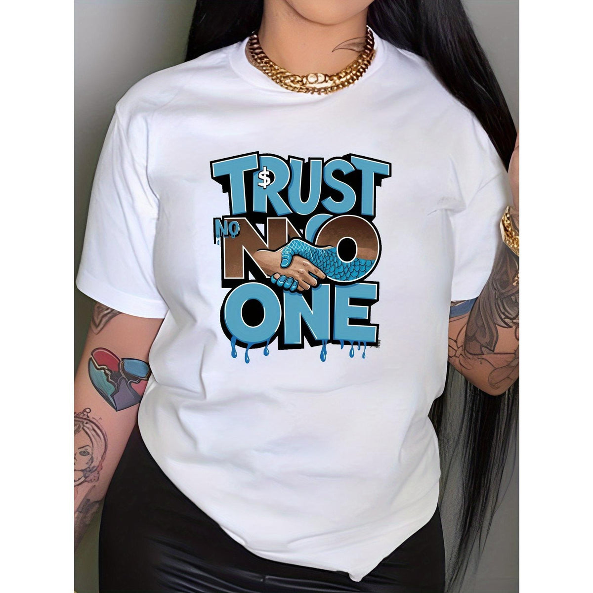 Women'S "Trust Nobody" Graphic T-Shirt - Eye-Catching Blue And Brown DDT Effect Lettering, Retro Street Style Crew Neck Short Sleeve Tee, Comfortable Regular Fit Casual Everyday Shirt