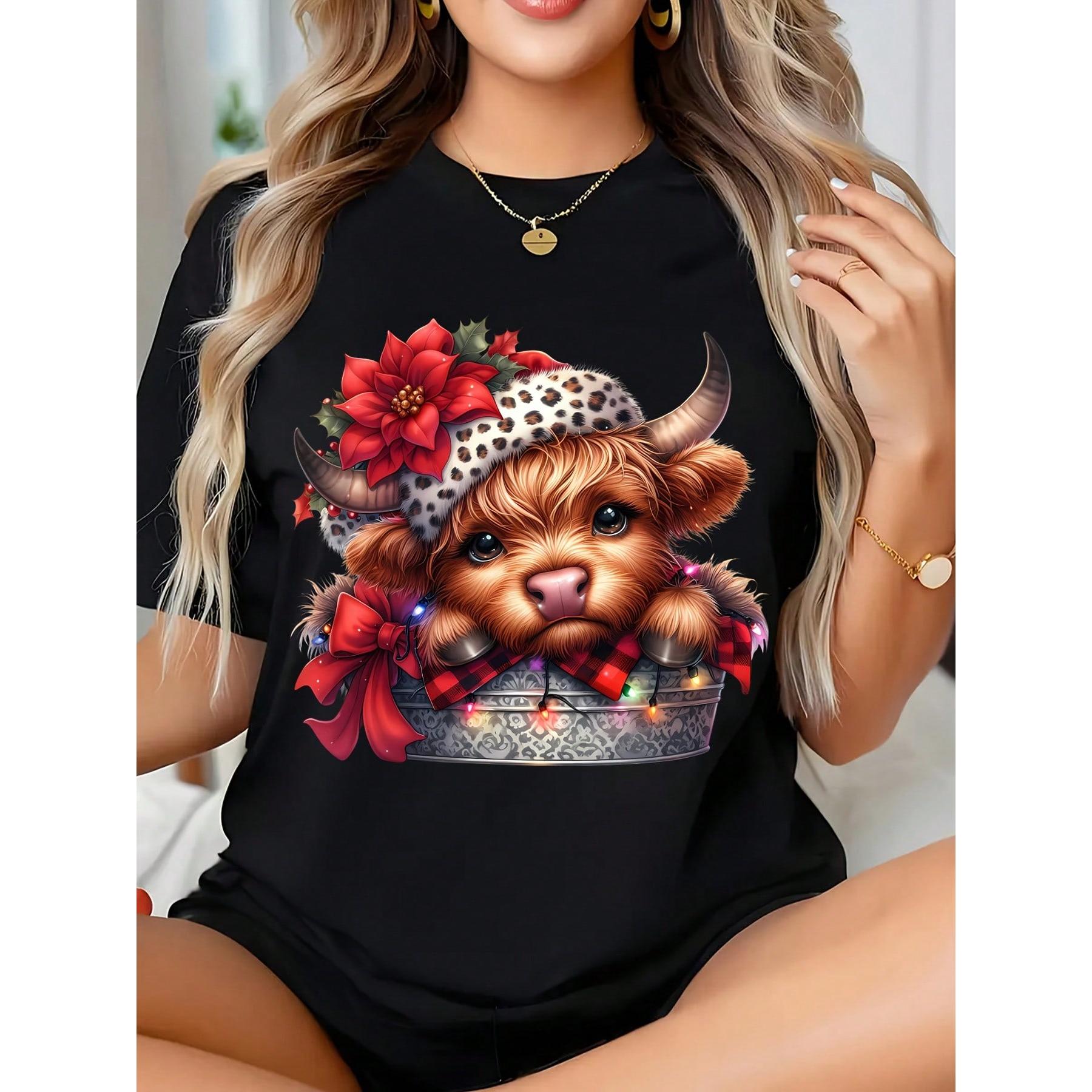 Funny Christmas Highland Cow Shirt, Coquette Christmas Highland Cow T-Shirt, Plus Size Women's Vibrant Farmer Christmas Tee, Merry Christmas Heifers Top, Cow Animal Lover Xmas Gift