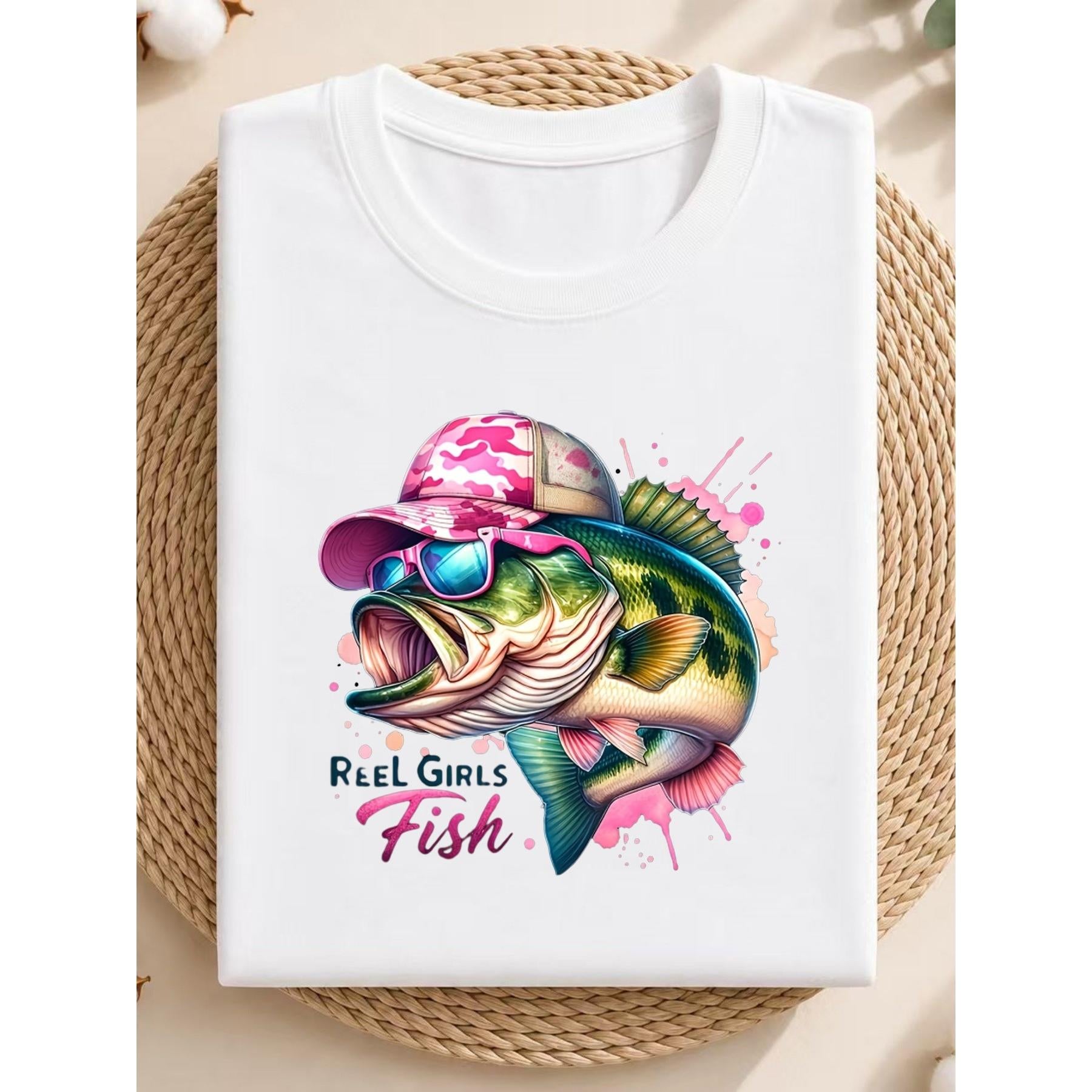 “Reel Girls Fish” Bass Fishing Graphic T-Shirt – Pink Camo Retro Hip Hop Tee for Women Men, Unisex Casual Crewneck