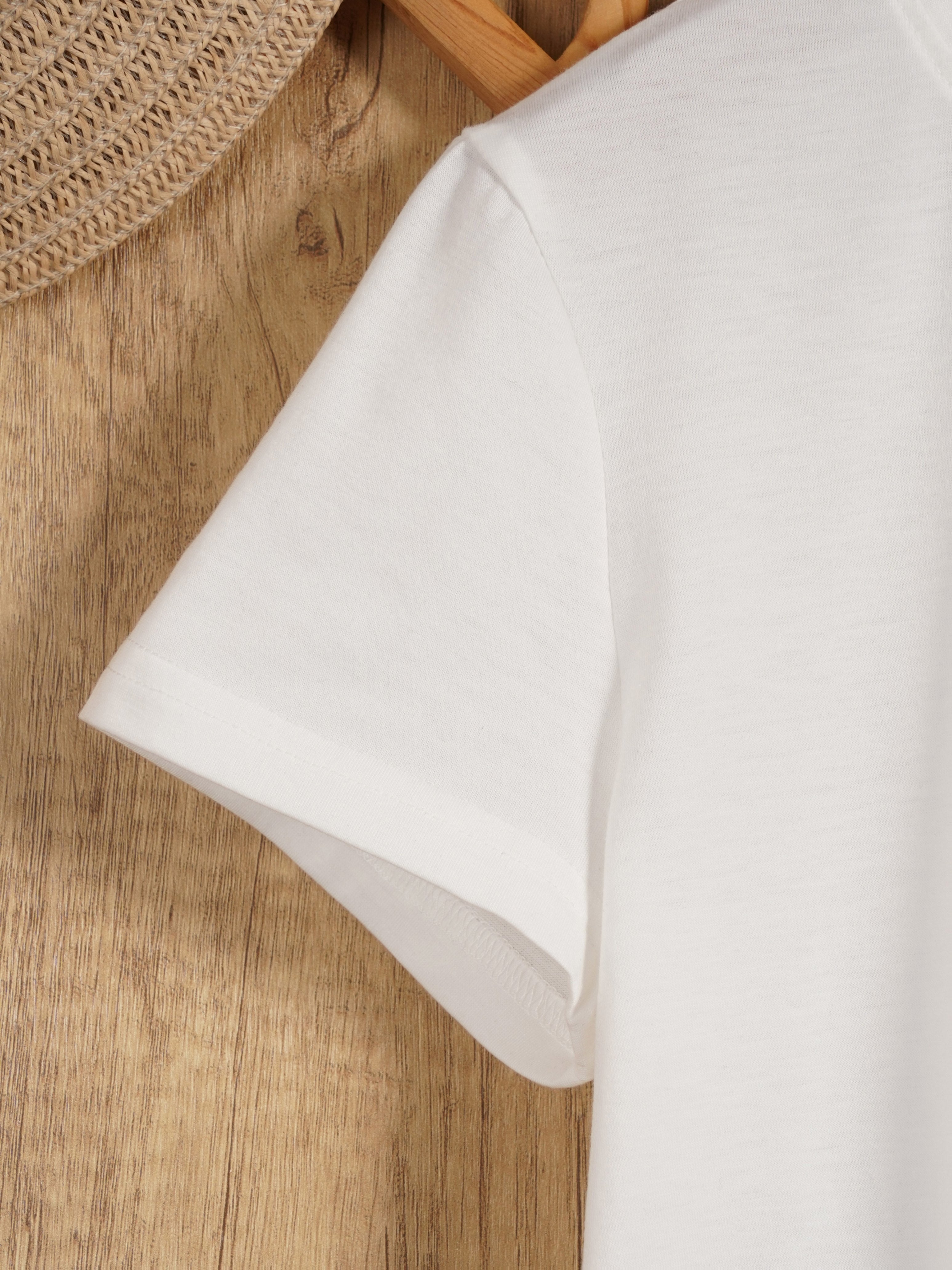 Retro Western Cactus Tee, Relaxed Fit Round Neck Short Sleeve Shirt, Material, Cozy for Every Season