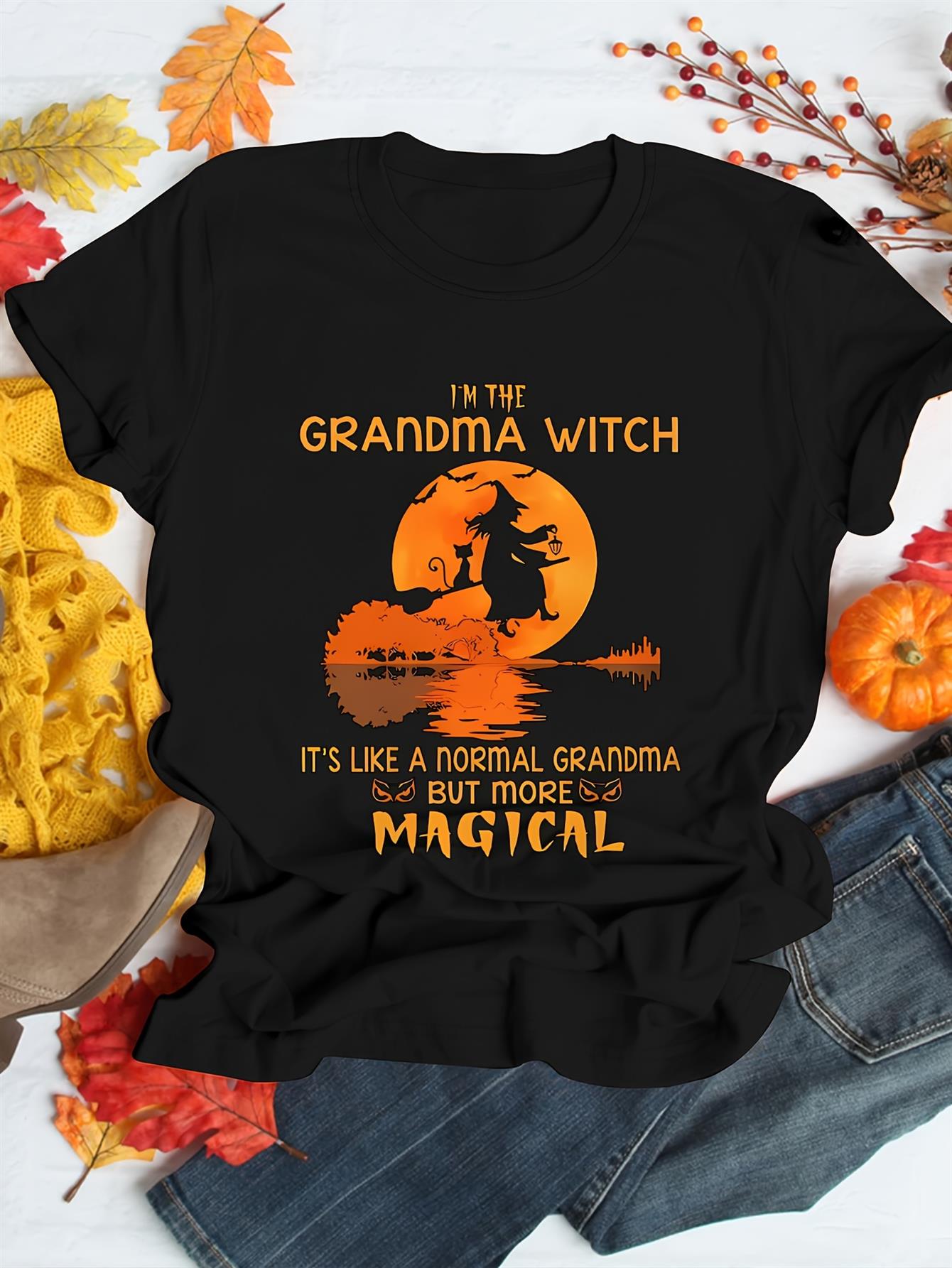 I'm The Grandma Witch Magical Halloween Graphic T-Shirt, Witch Broom Moon Retro Fall Casual Short Sleeve Tee For Grandma