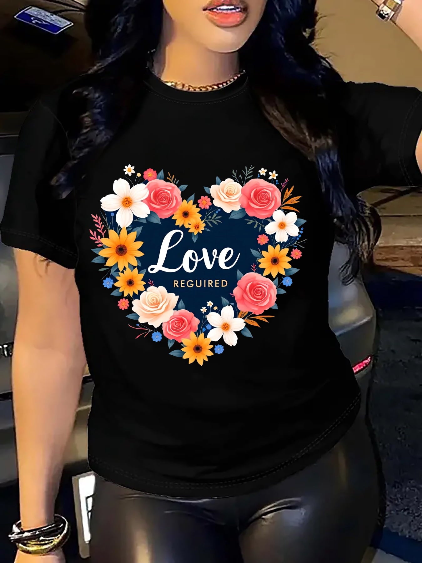 Casual Women Short Sleeve T‑Shirt, Beautiful Floral Heart Wreath “Love Required” Letter Print Crew Neck Fashion Tee