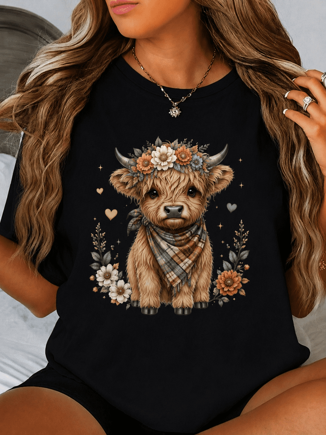 Floral Crown Plaid Bandana Highland Cow Graphic T-Shirt Women Vintage Fall Flower Baby Cow Western Country Farm Short Sleeve Casual Tee