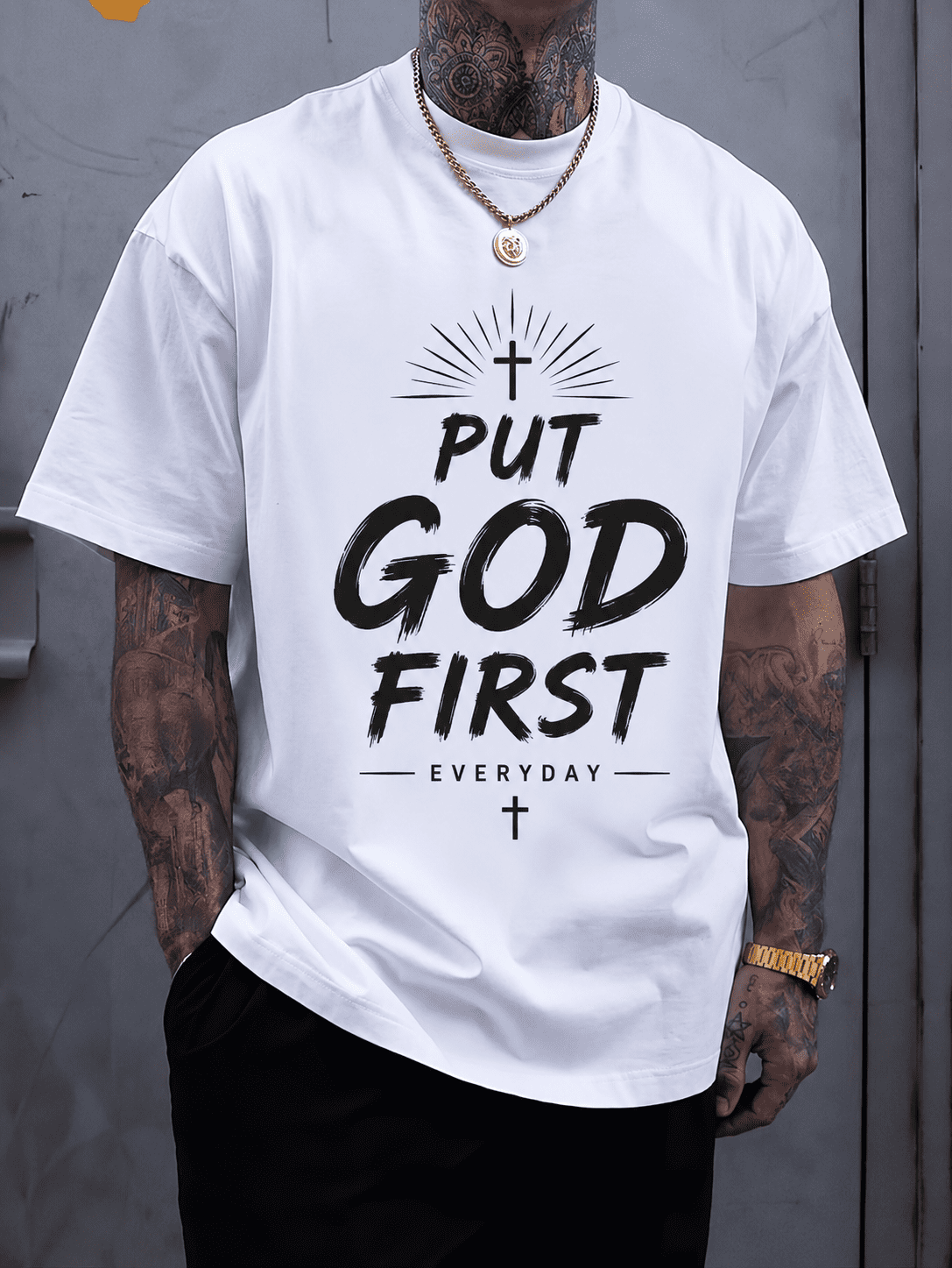 Men's Christian Graphic T-Shirt, "Put God First Everyday" Inspirational Faith Quote Print Casual Crew Neck Short Sleeve Tee, Religious Gift Shirt for Men