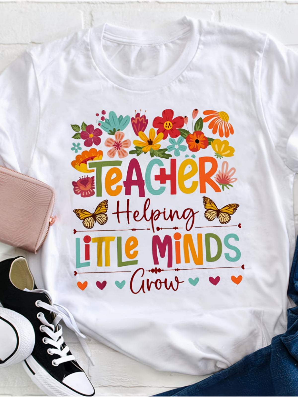Teacher Helping Little Minds Grow Floral Butterfly Graphic Tee, Boho Wildflower Casual Educator Appreciation T-Shirt