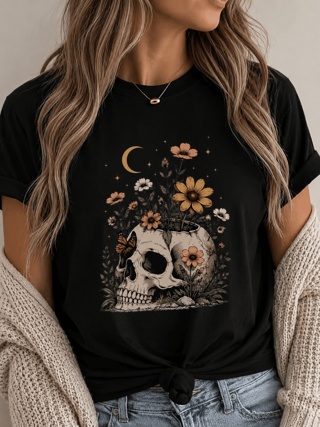Vintage Floral Skull Crescent Moon Butterfly Graphic T-Shirt Women Wildflower Celestial Botanical Gothic Short Sleeve Casual Tee