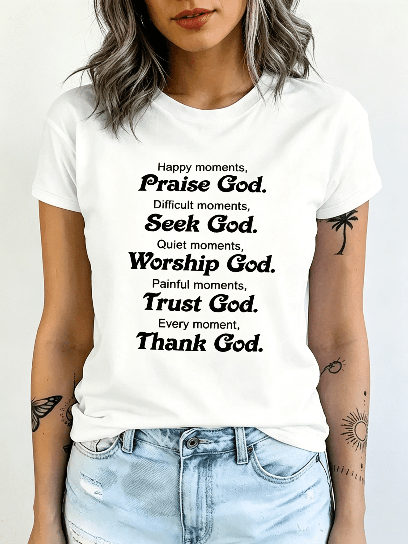 Women's Every Moment Thank God Graphic T‑Shirt, Vintage Script Faith Quote Short Sleeve Crew Neck Casual Tee