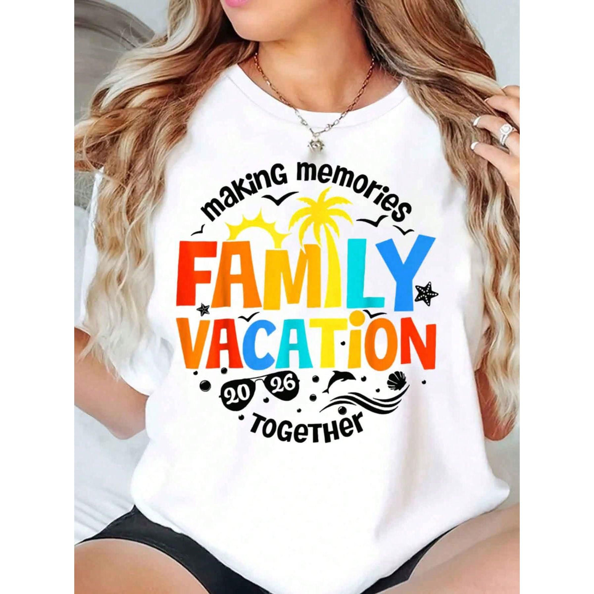 “Making Memories” Family Vacation 2026 T-Shirt – Palm Tree Sun Beach Print Tee for Women, Casual Summer Crewneck