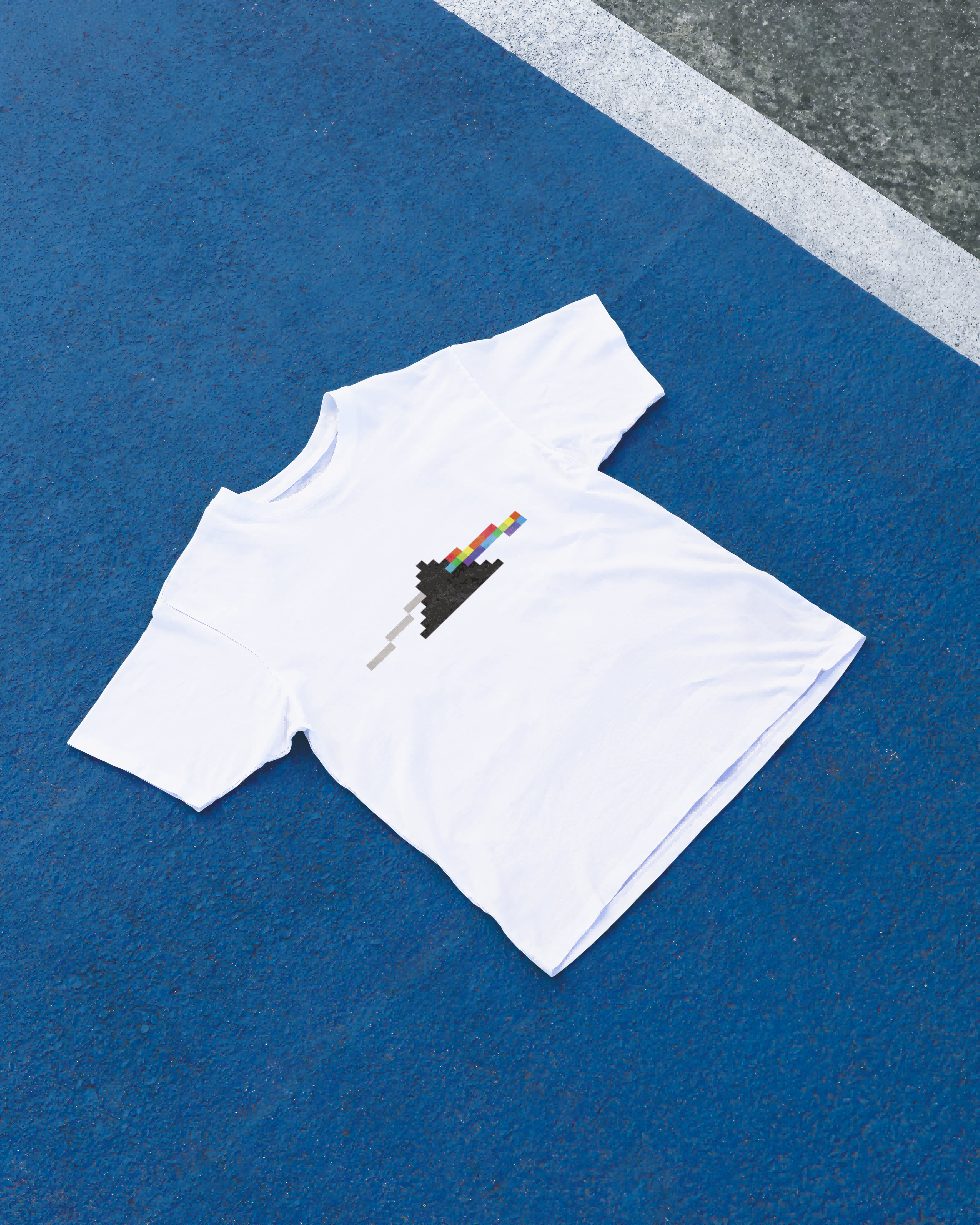 DIYANYONE Original Pixel Art T-shirt: Dark Side of the Moon 8-Bit Prism Pink Floyd