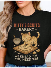 Kitty Biscuits Bakery We Knead Em You Need Em Funny Cat Lover Graphic Tee for Men Women, Cute Baking Cat Short Sleeve T-Shirt, Casual Crew Neck Top for Cat Owner Gift