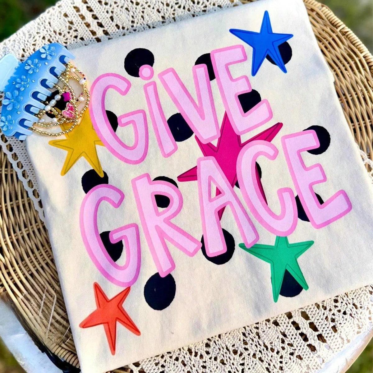 Give Grace Shirt, Christian Graphic Tee, Faith Shirt Women, Cute Church Shirt, Inspirational Tee Christian Apparel Gift For Her Vacation Outfit Women