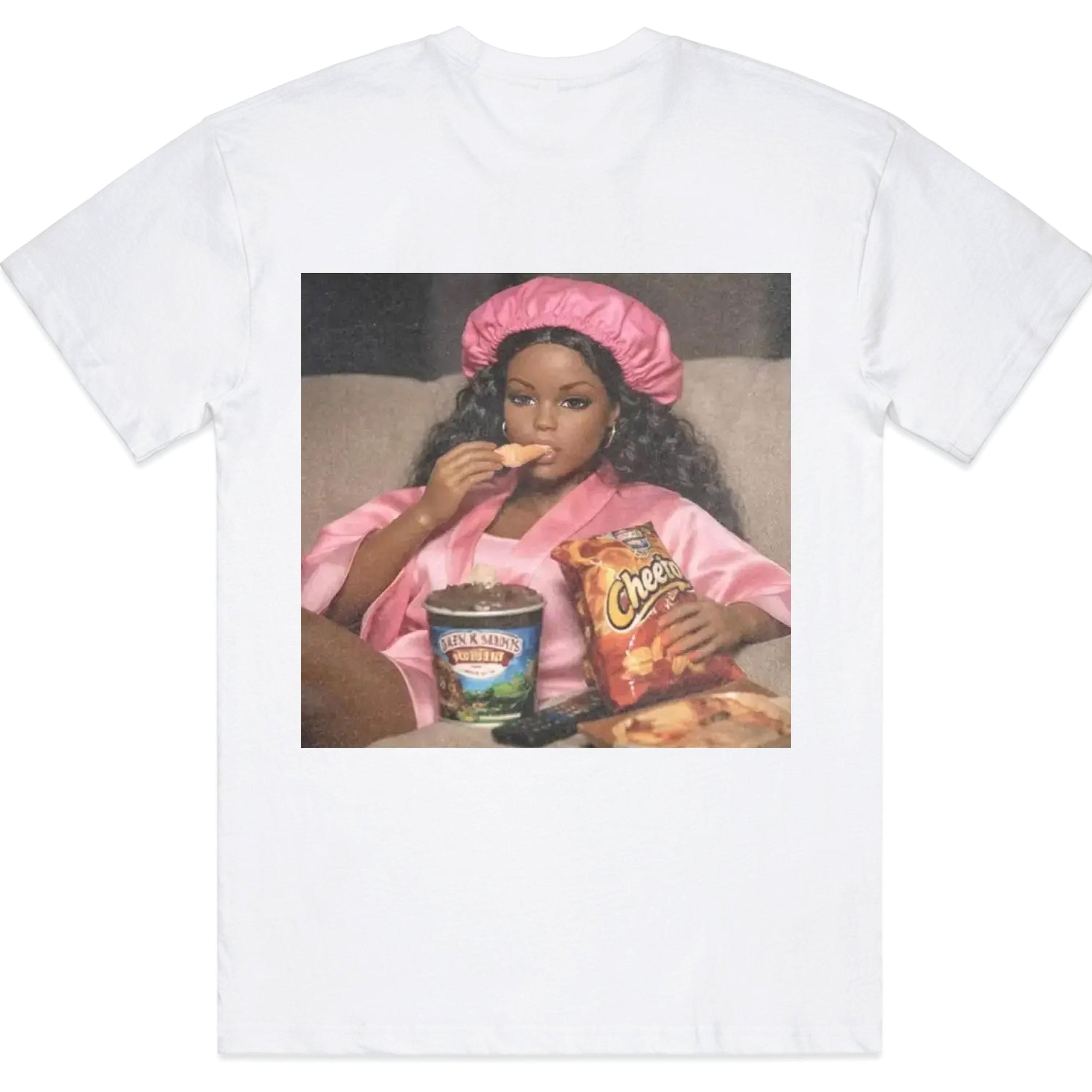 Funny Creepy Black Doll Girl Meme T-Shirt - Viral Reaction Graphic Tee, Y2K Aesthetic Unisex Casual Top