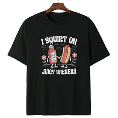 Juicy Wieners Graphic T-Shirt, Funny Hot Dog and Ketchup Cartoon Tee, Humorous T-Shirt for Casual Wear, Gift for Food Lovers and Retro Humor Fans Garment Loose Tshirt