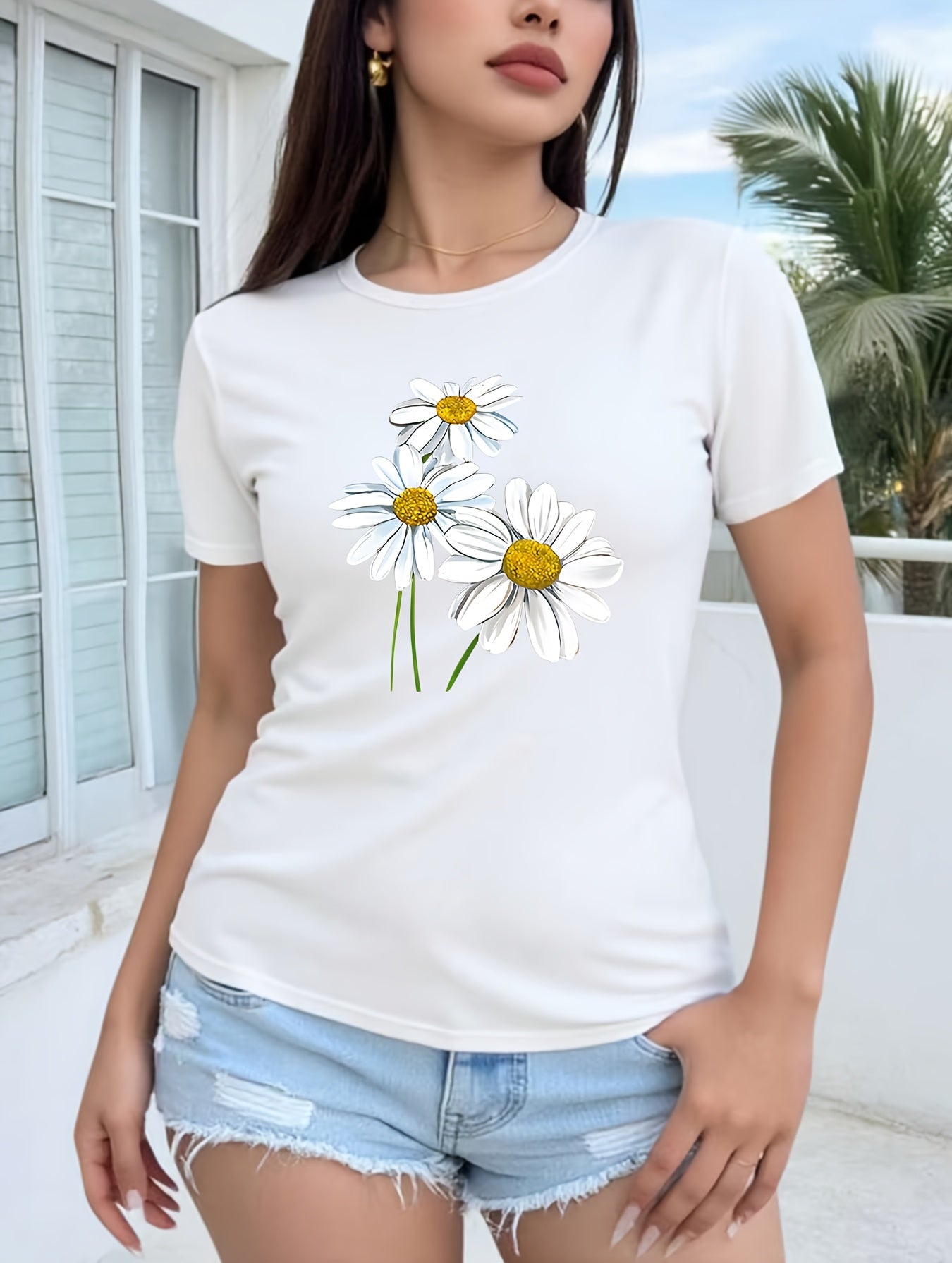Three Daisy Pattern Print Comfortable Women's Short Sleeve T-Shirt, Print Women's T-Shirt, Pattern T-Shirt, Women's Top