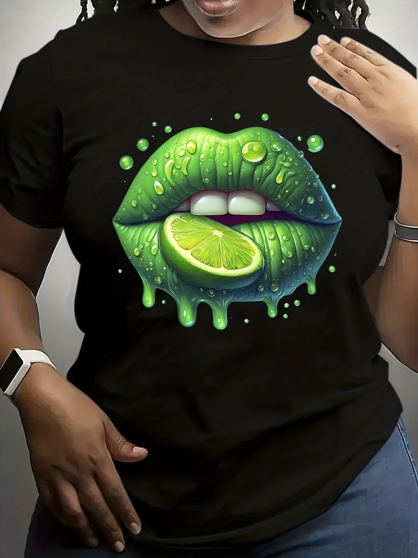 Women's Lime Lips Graphic T-Shirt, Glossy Green Lip Pop Art Print Crew Neck Short Sleeve Casual Tee, Trendy Streetwear Summer Fashion Top
