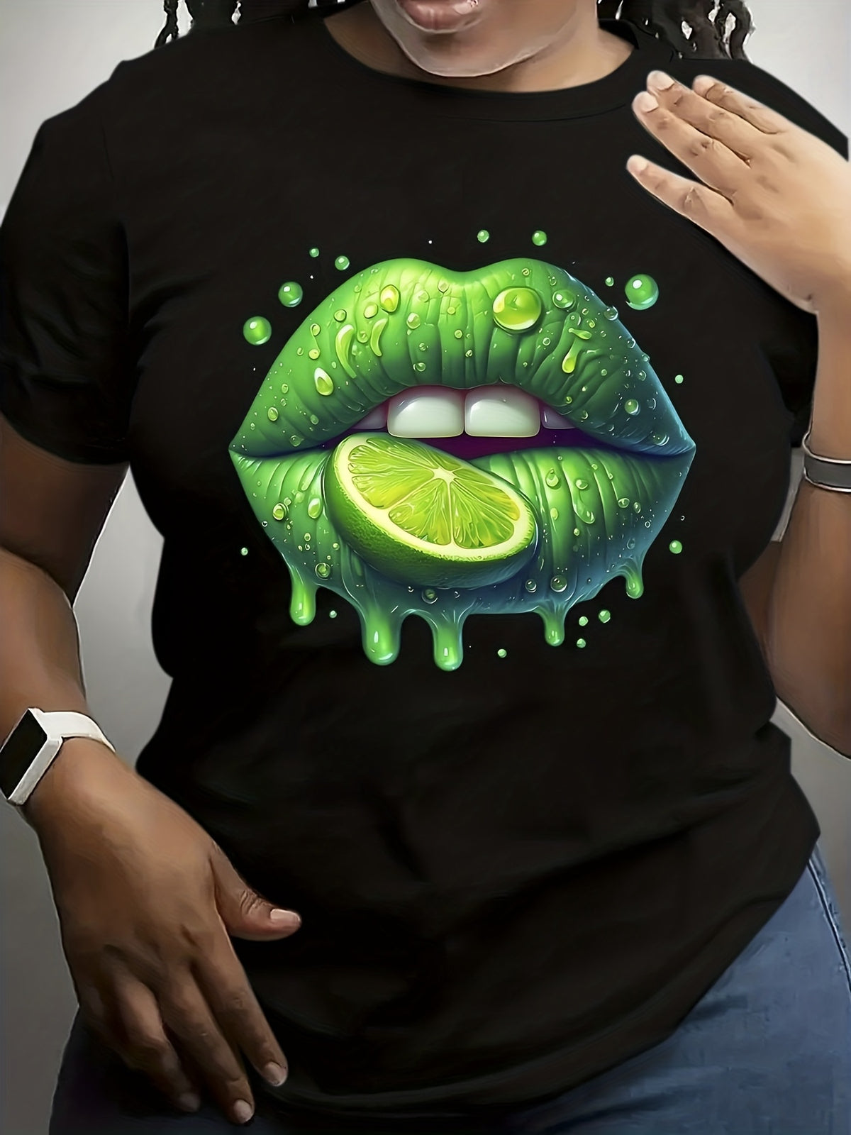 Women's Lime Lips Graphic T-Shirt, Glossy Green Lip Pop Art Print Crew Neck Short Sleeve Casual Tee, Trendy Streetwear Summer Fashion Top